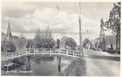 130035 Gezicht op de Benschopper Wetering langs het Dorp te Benschop.